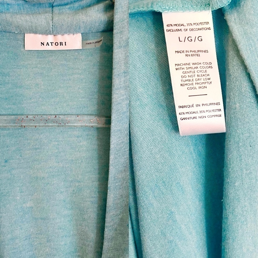 Natori Robe - Picture 2 of 3